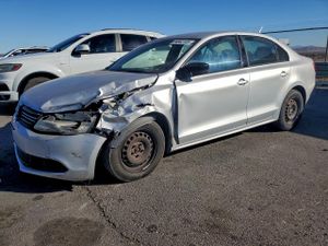 Volkswagen Jetta BASE 2.0L 4 2011