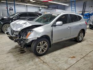 Nissan Rogue S 2.5L 4 2012
