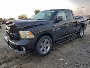 RAM 1500 ST 5.7L 8 2014