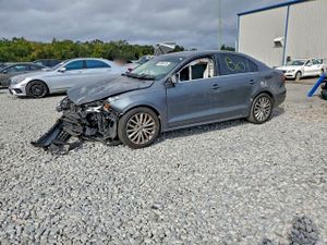Volkswagen Jetta SE 1.8L 4 2015