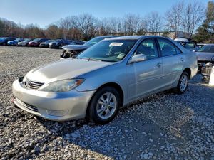 Toyota Camry LE 3.0L 6 2005