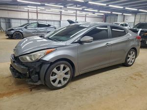 Hyundai Elantra GLS 1.8L 4 2013
