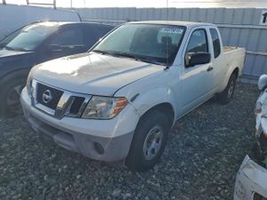Nissan Frontier S 2.5L 4 2014