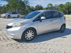 Nissan Versa S 1.6L 4 2014