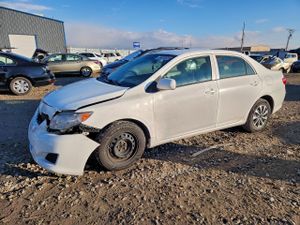 Toyota Corolla BASE 1.8L 4 2010