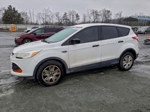 Ford Escape S 2.5L 4 2015