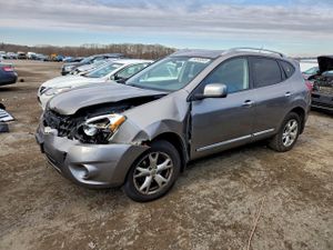 Nissan Rogue S 2.5L 4 2011