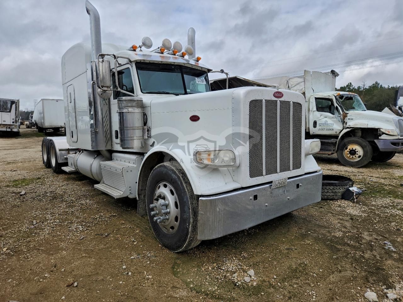Peterbilt 389/520 12.9L 6 2015
