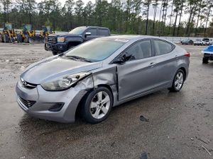 Hyundai Elantra GLS 1.8L 4 2013