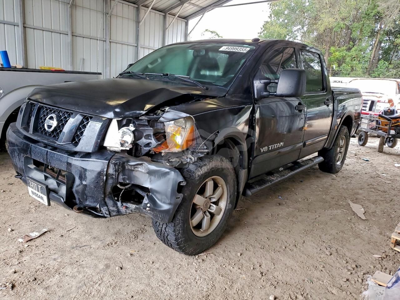 Nissan Titan S 5.6L 8 2012