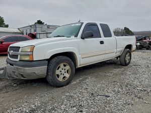 Chevrolet Silverado 1500 K1500 5.3L 8 2004