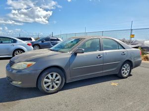 Toyota Camry LE 2.4L 4 2004
