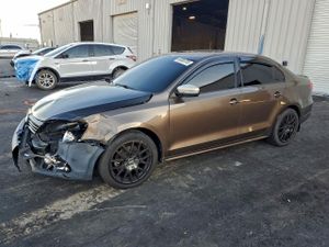 Volkswagen Jetta BASE 2.0L 4 2014