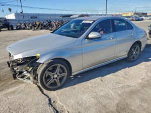 Mercedes-Benz C 300 4MATIC 2.0L 4 2015