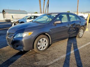 Toyota Camry BASE 2.5L 4 2010