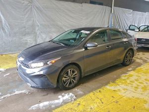 Kia Cerato / Forte / K3 LX 2 L 4 2023