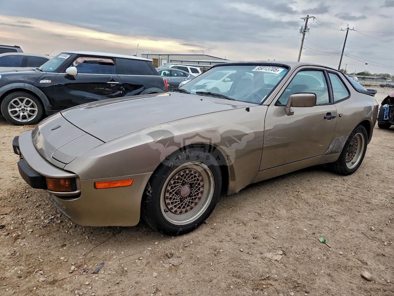 Porsche 944 2.5L 4 1983