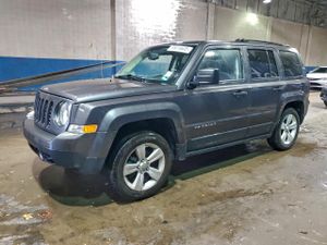 Jeep Patriot LATITUDE 2.0L 4 2015