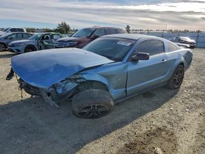 Ford Mustang 4.0L 6 2006