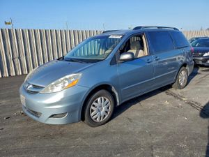 Toyota Sienna CE 3.3L 6 2006