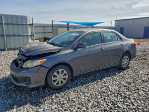 Toyota Corolla BASE 1.8L 4 2011