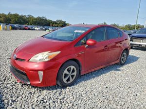 Toyota Prius 1.8L 4 2014