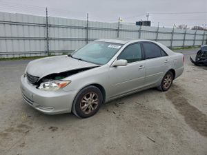 Toyota Camry LE 3.0L 6 2004