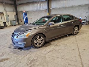 Nissan Altima 3.5S 3.5L 6 2013