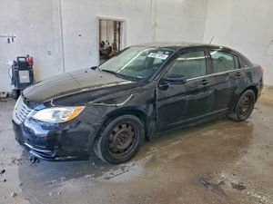 Chrysler 200 LX 2.4L 4 2014