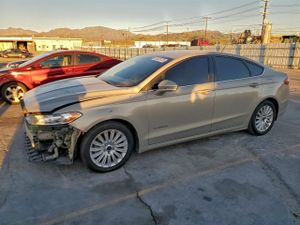 Ford Fusion SE HYBRID 2.0L 4 2015