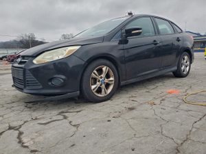 Ford Focus SE 2.0L 4 2013