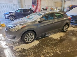 Hyundai Elantra GLS 1.8L 4 2013