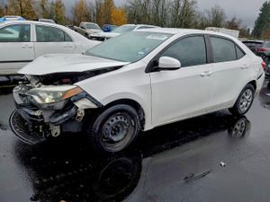 Toyota Corolla L 1.8L 4 2015