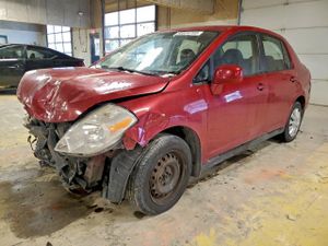 Nissan Versa S 1.8L 4 2011