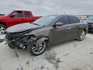 Nissan Maxima S 3.5L 6 2014