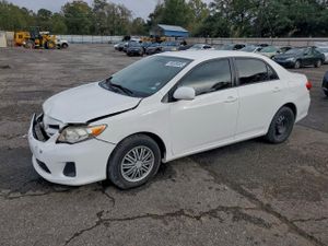 Toyota Corolla BASE 1.8L 4 2011