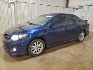 Toyota Corolla BASE 1.8L 4 2013