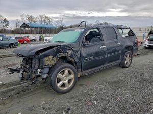 Chevrolet Suburban C1500 LT 5.3L 8 2013