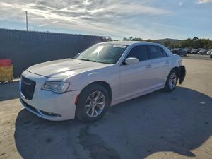 Chrysler 300 LIMITED 3.6L 6 2015