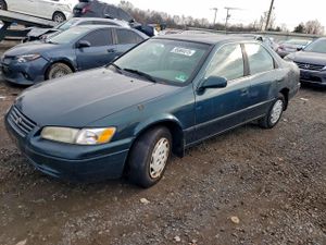 Toyota Camry CE 2.2L 4 1998