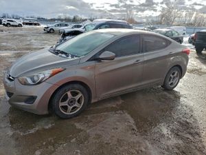 Hyundai Elantra GLS 1.8L 4 2013