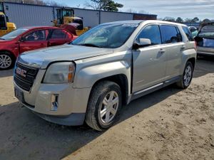GMC Terrain SLE 2.4L 4 2015