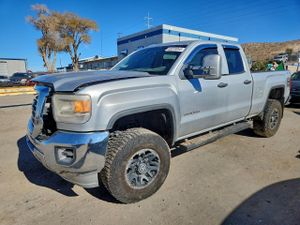 GMC Sierra K2500 HEAVY DUTY 6.0L 8 2015