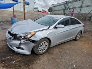 Hyundai Sonata GLS 2.4L 4 2012