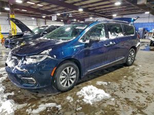 Chrysler Pacifica HYBRID LIMITED 3.6L 6 2021