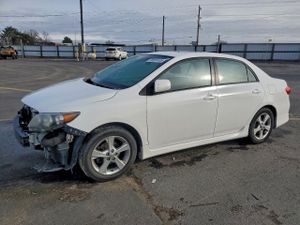 Toyota Corolla BASE 1.8L 4 2012