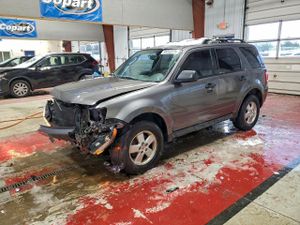 Ford Escape XLT 3.0L 6 2012