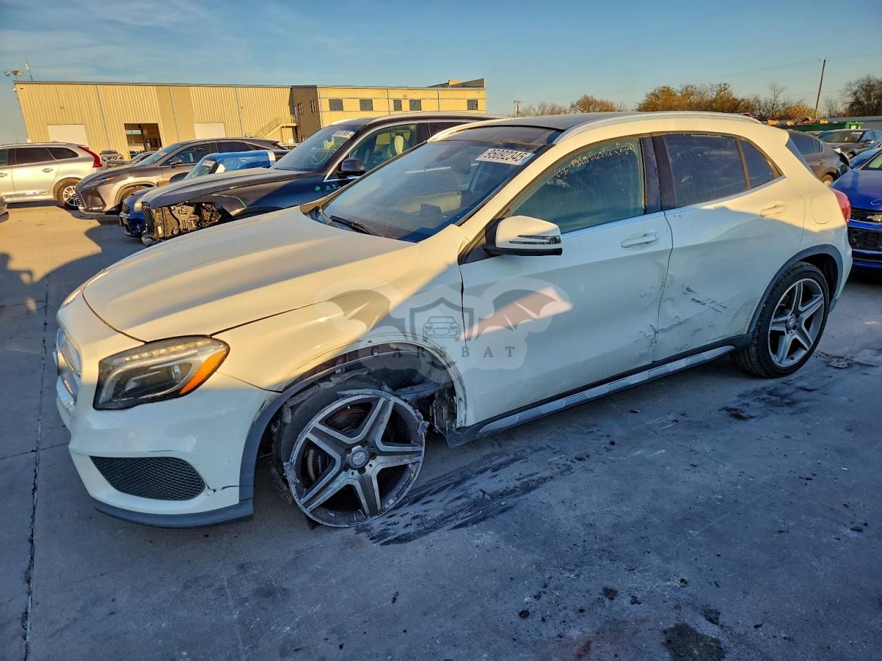 Mercedes-Benz GLA 250 4MATIC 2.0L 4 2015