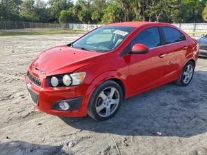 Chevrolet Aveo (Sonic) LTZ 1.8L 4 2014