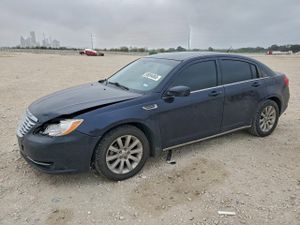 Chrysler 200 LX 2.4L 4 2012